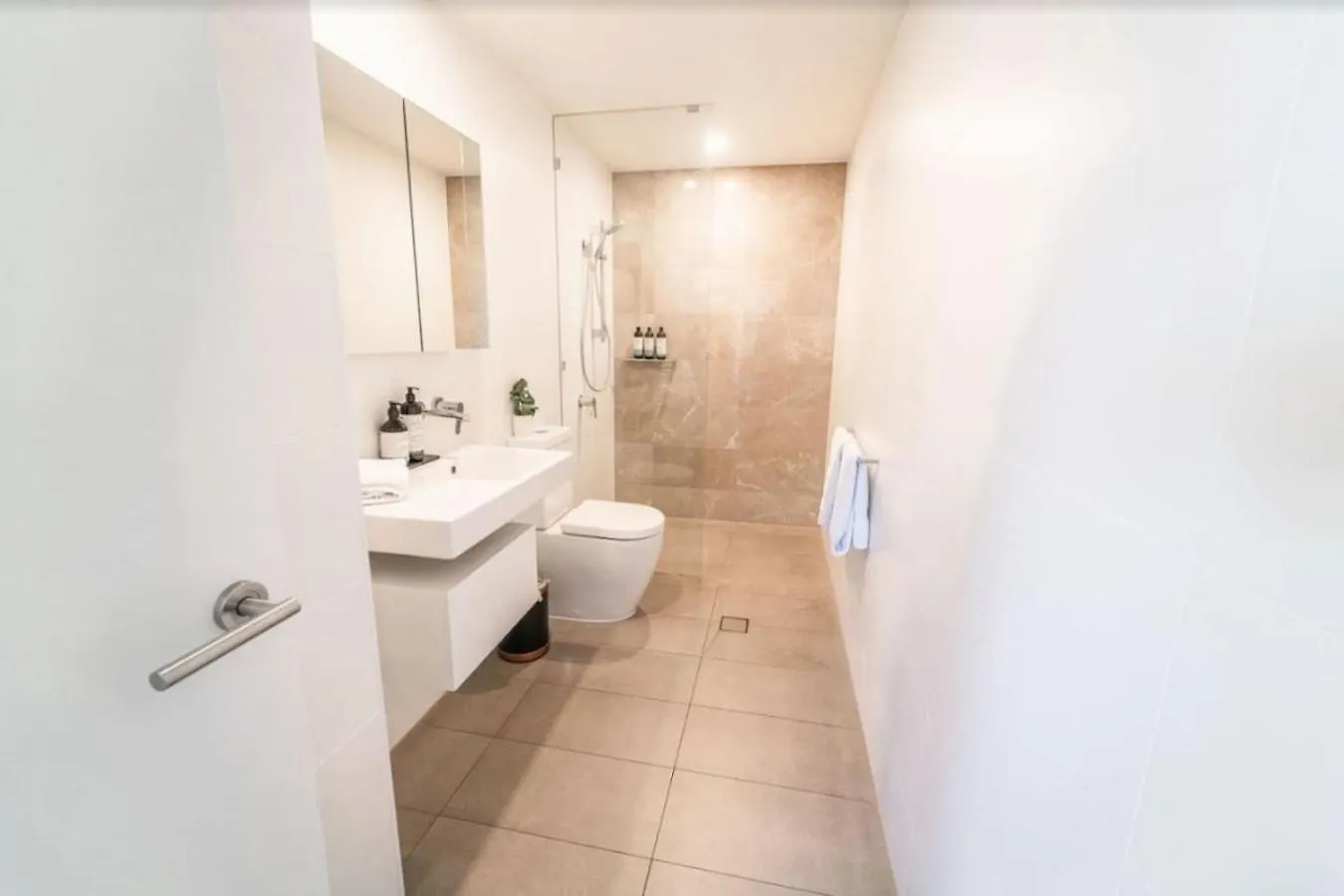 Nerang River Views Spacious 2 Bedroom Apt Gold Coast Appartamento