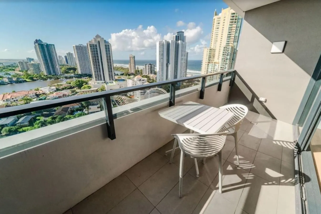 Appartamento Nerang River Views Spacious 2 Bedroom Apt Gold Coast